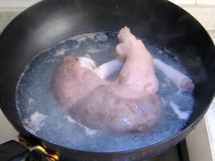 黄豆猪肚汤步骤5
