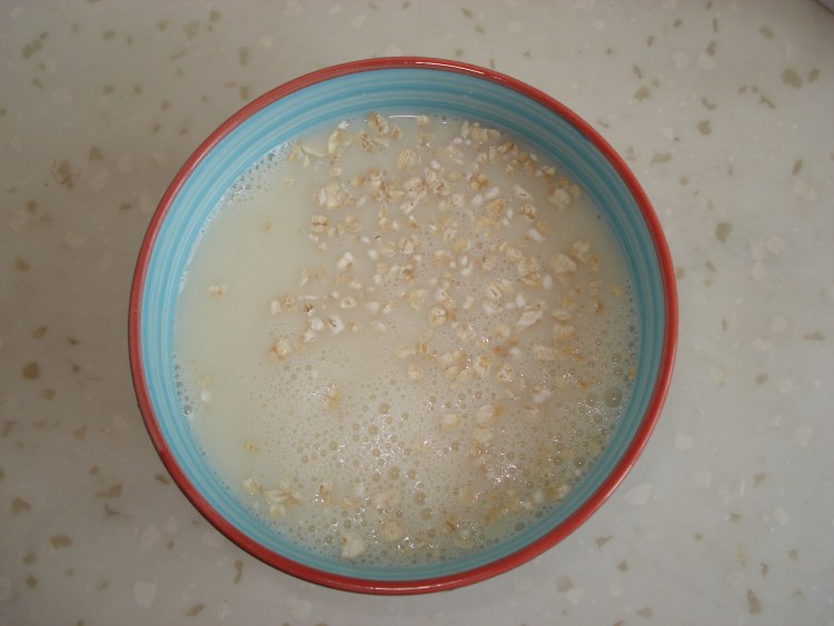 豆浆麦片咸粥步骤2