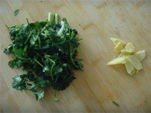 黄豆焖猪脚步骤5