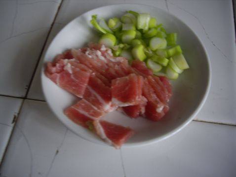 肉炒黄瓜片步骤2