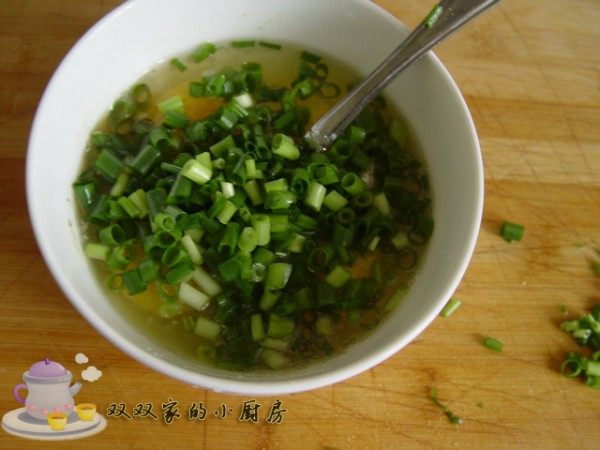 滑蛋虾仁步骤4