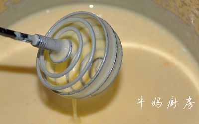 核桃戚风步骤8