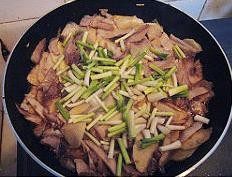 蒜香笋肉片步骤4