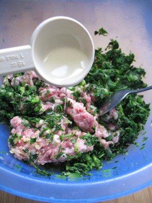 荠菜鲜肉馄饨步骤7