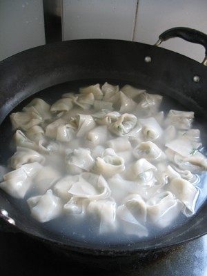 荠菜鲜肉馄饨步骤13