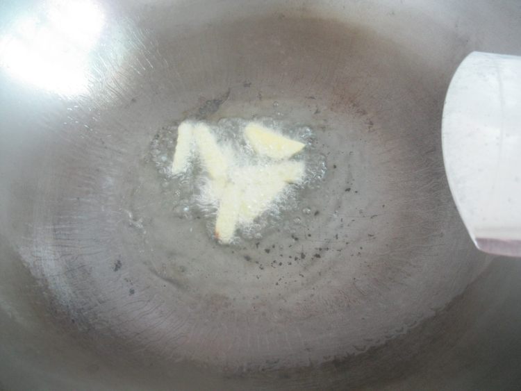 木瓜红枣鲫鱼汤步骤5