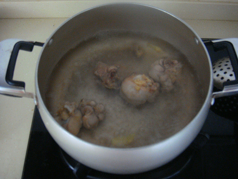 鸡肉蘑菇毛豆汤步骤10
