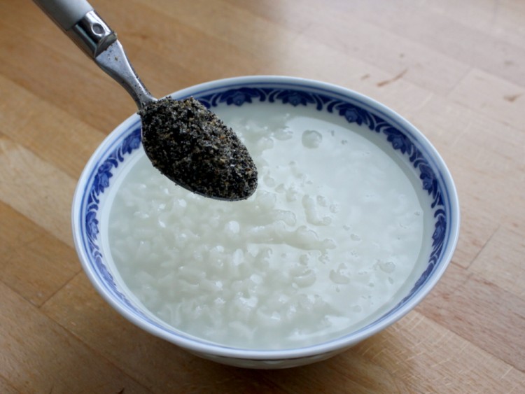 核桃仁芝麻糯米粥步骤9