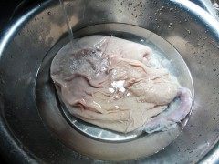 白果腐竹猪肚汤步骤6