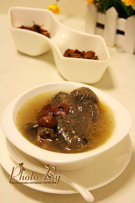 山楂干煲乌鸡汤步骤9