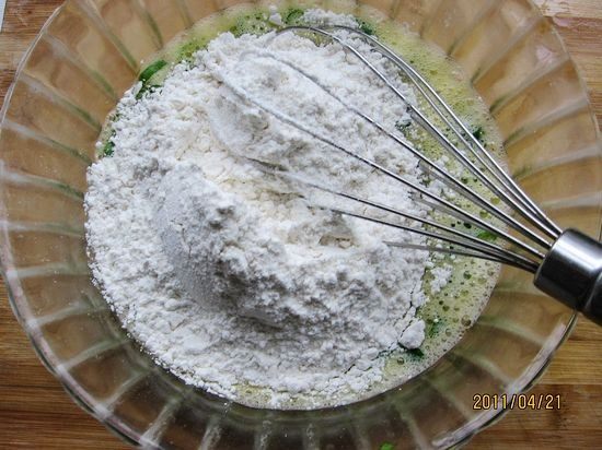 蛋饼生菜火腿卷步骤4