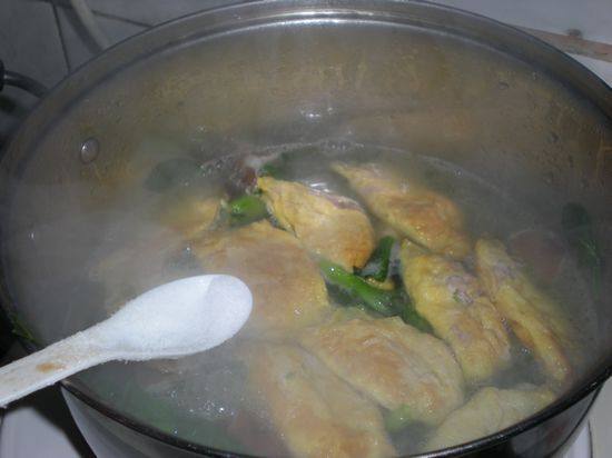 青菜蛋饺汤步骤8