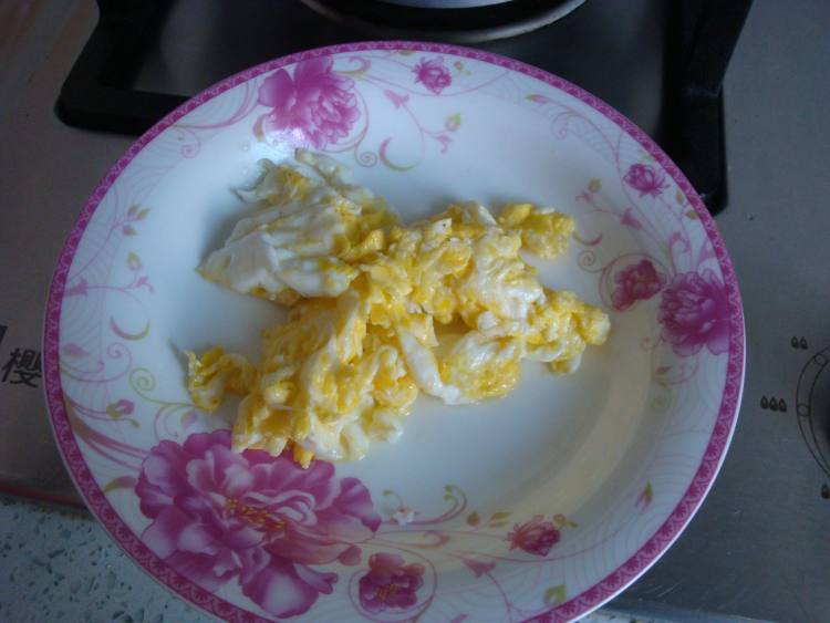 青菜鸡蛋炒饭步骤2