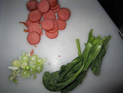 青菜火腿疙瘩汤步骤1