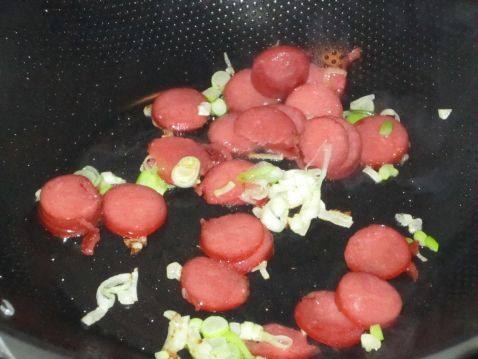 青菜火腿疙瘩汤步骤3