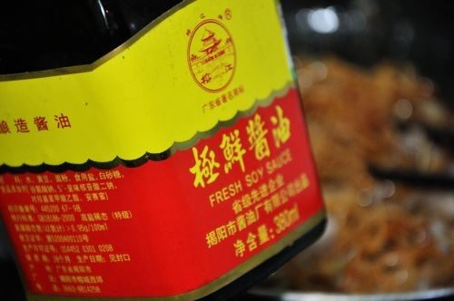 酥肉银鱼步骤5