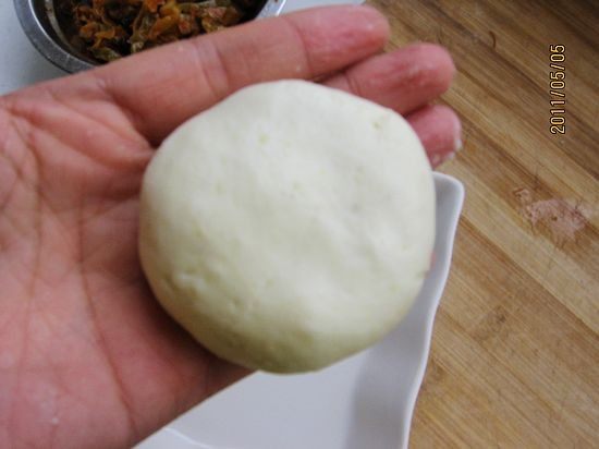 芝麻土豆泥饼步骤4