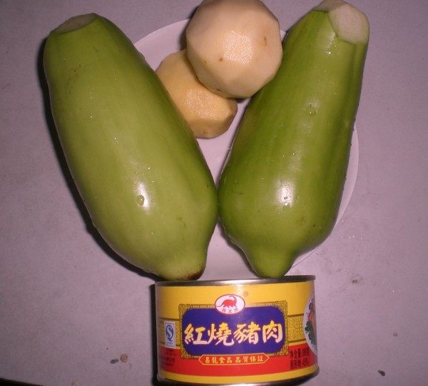 茄子炖土豆步骤1
