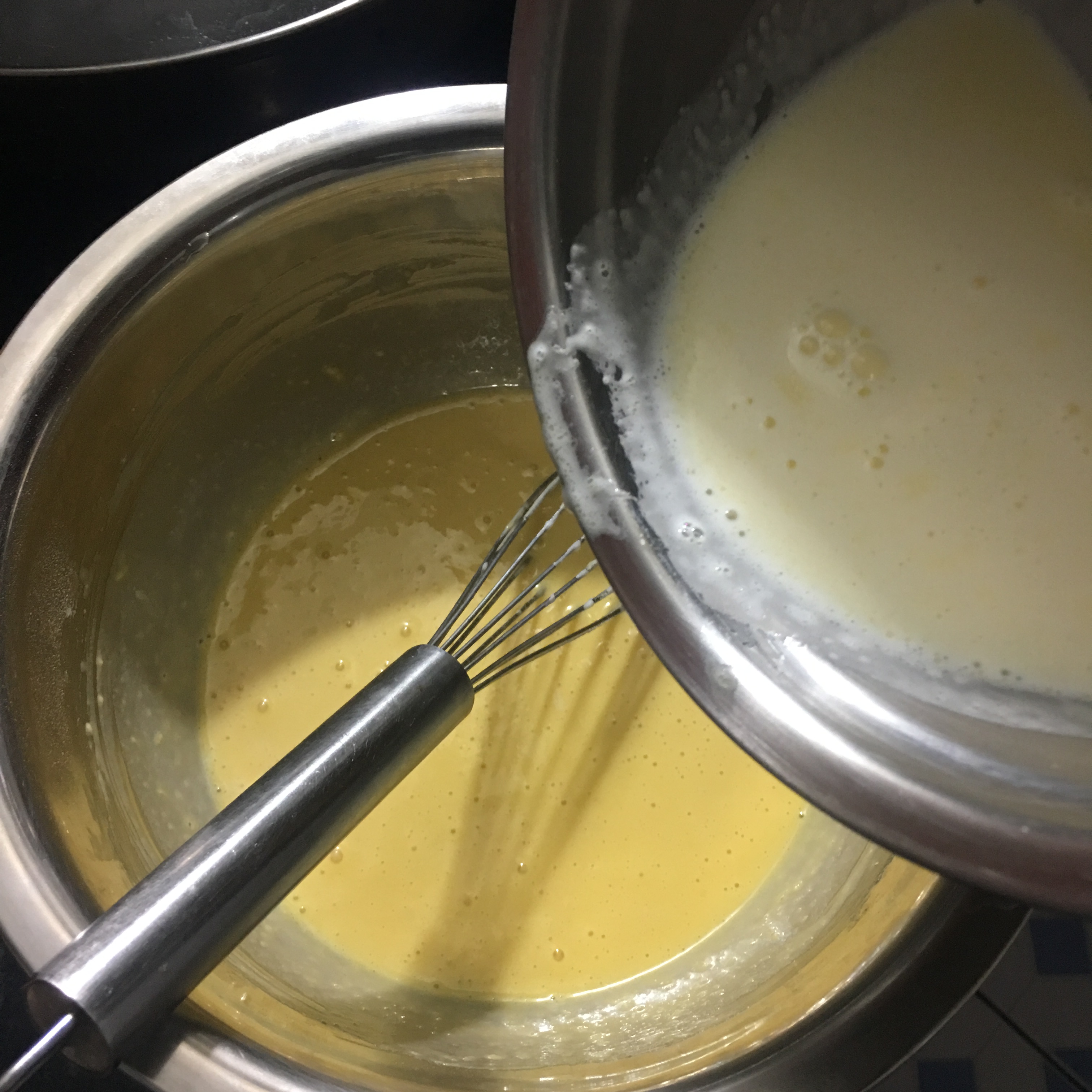 流心奶黄月饼步骤7