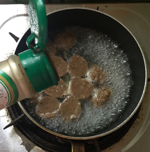 牛肉丸汤米粉步骤10