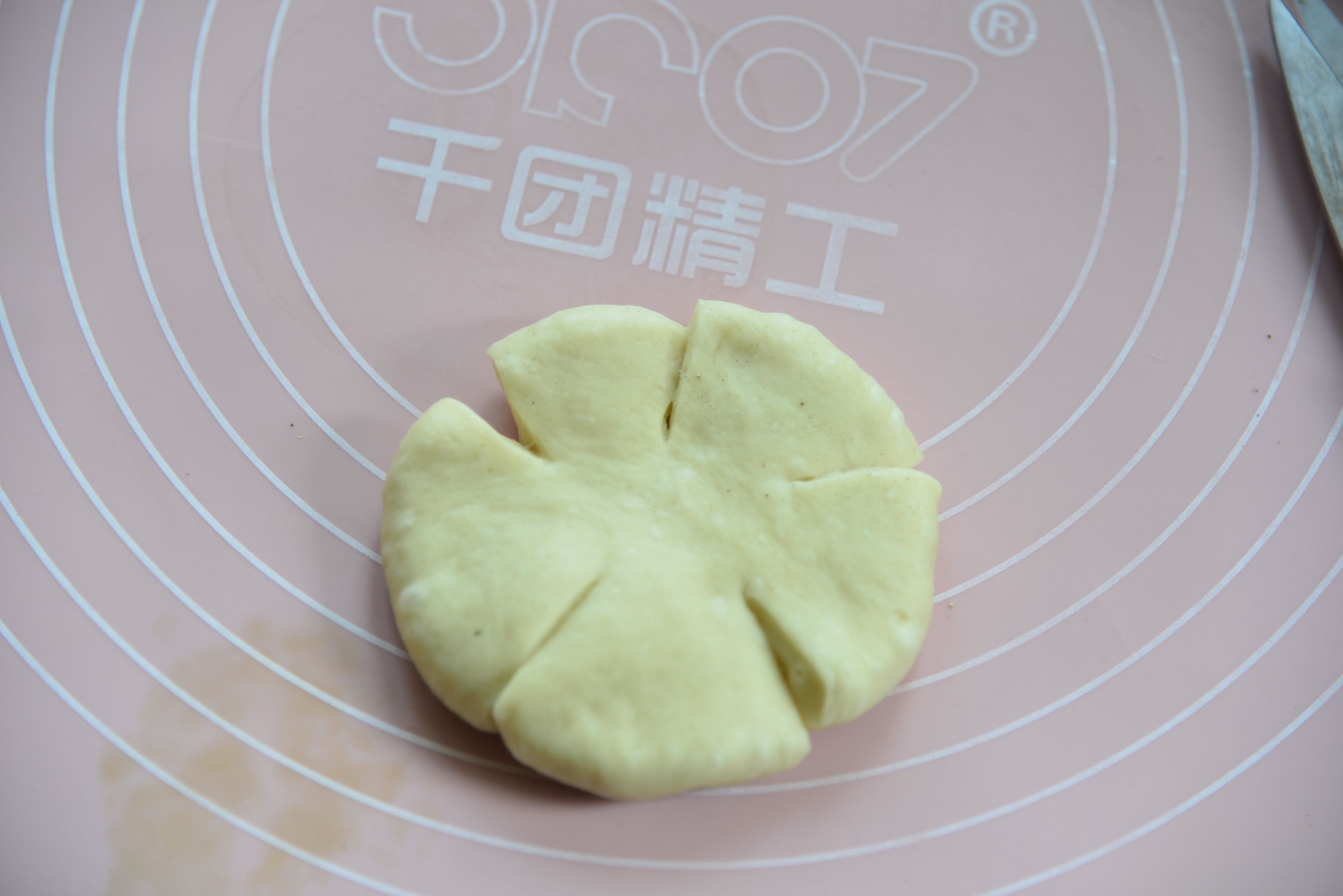核桃花朵面包步骤8