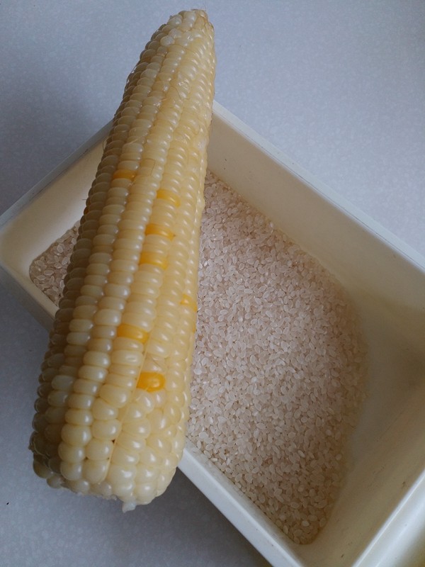 玉米炊饭步骤1