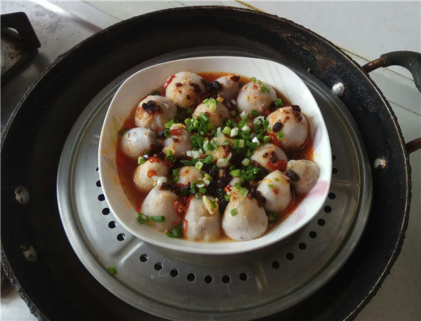 豆豉蒸芋头步骤7