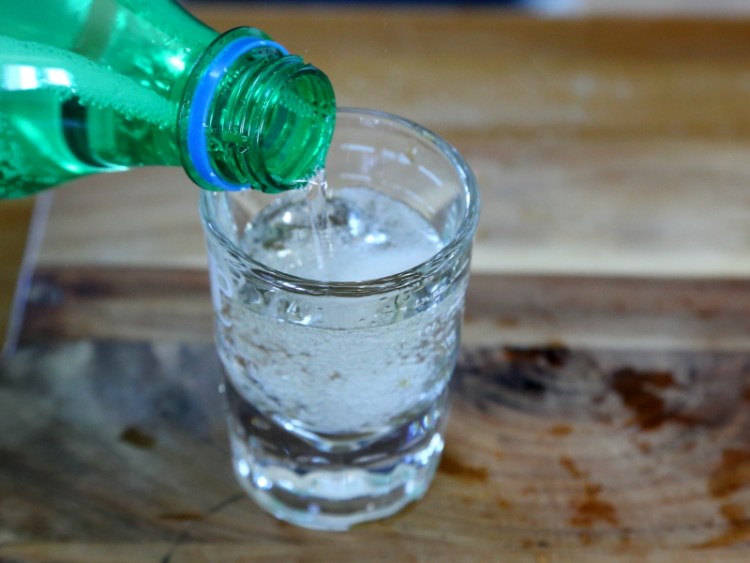 英式水果鸡尾酒 Pimm'步骤6