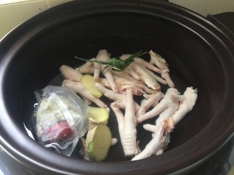 肉蟹煲步骤6