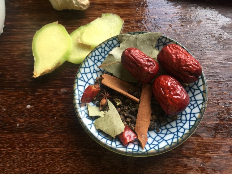 肉蟹煲步骤5
