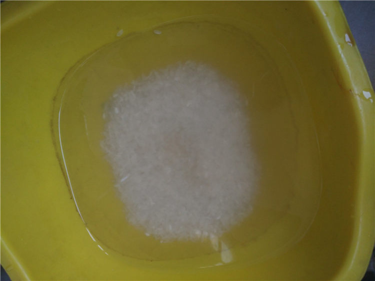 黑米莲子米粥步骤2