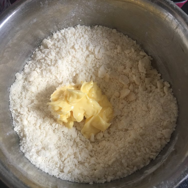 蔓越莓奶酪司康步骤5