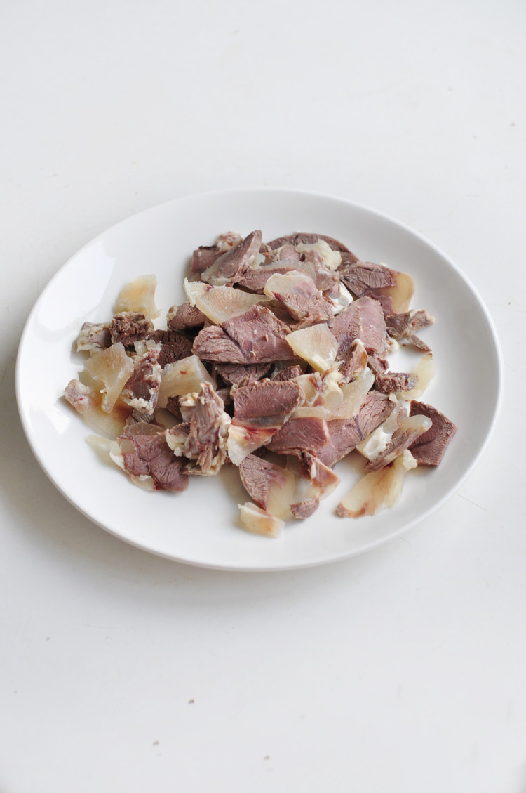 韭菜苔小炒牛肉步骤3