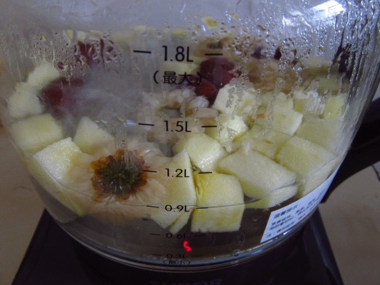 红枣苹果菊花茶步骤6