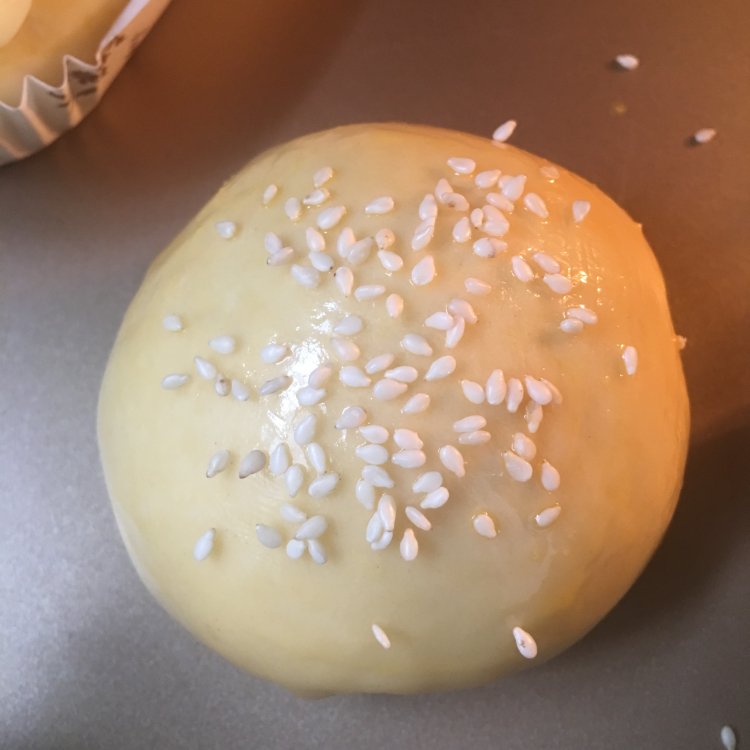 金枪鱼小餐包步骤10