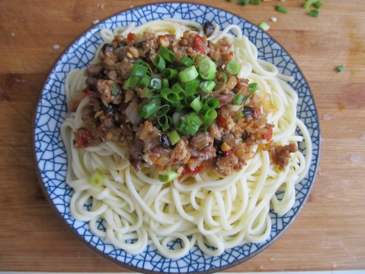 香菇肉酱拌面步骤12