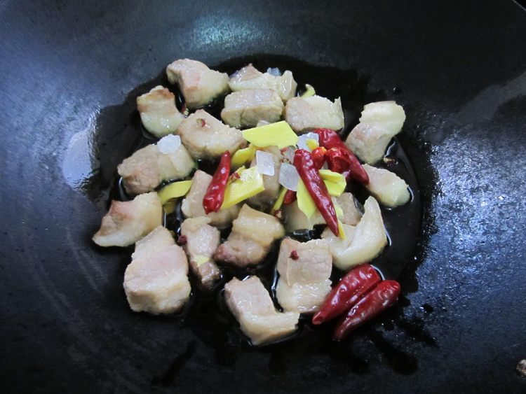 笋子烧肉步骤9