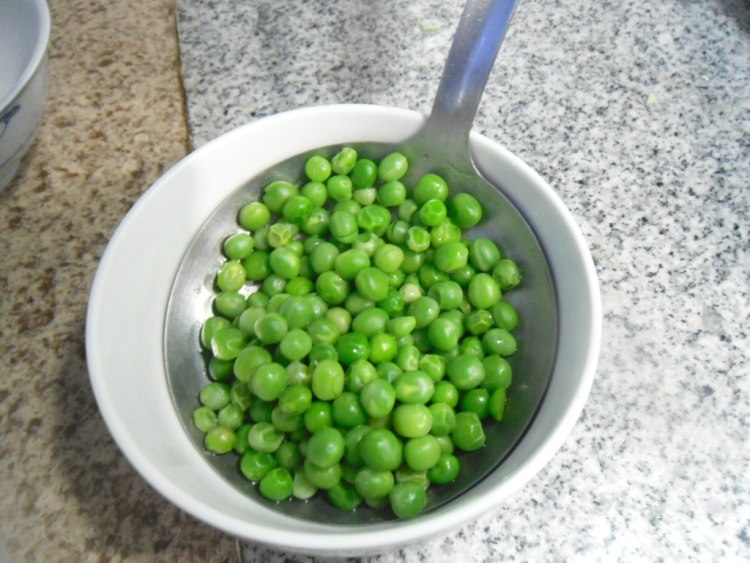 香菇火腿炒饭步骤3