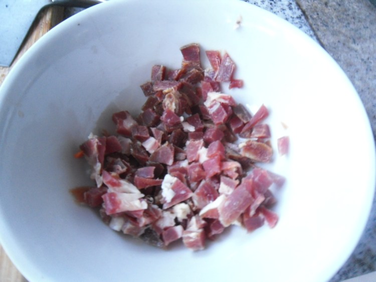 香菇火腿炒饭步骤2