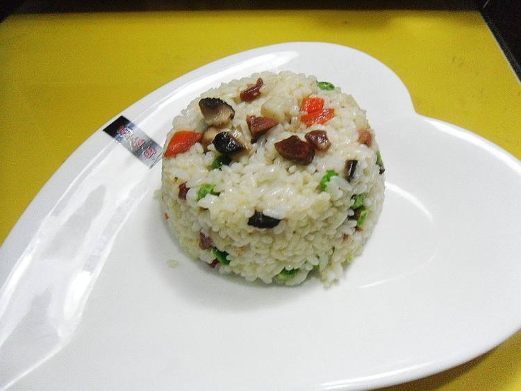 香菇火腿炒饭步骤11