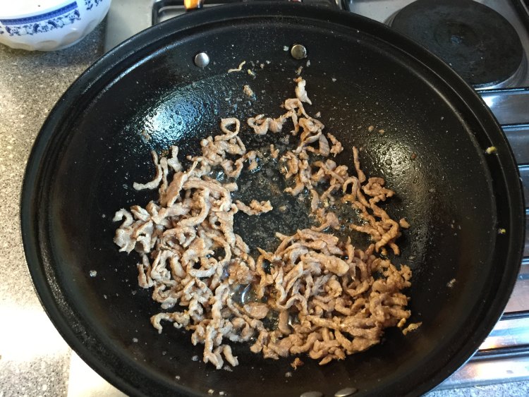 樱花虾蛋炒饭步骤6