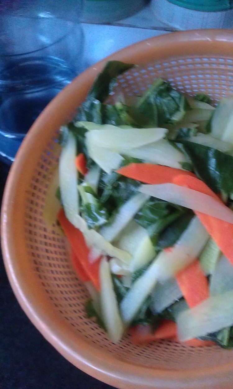 牛肉酱炒芥兰步骤4