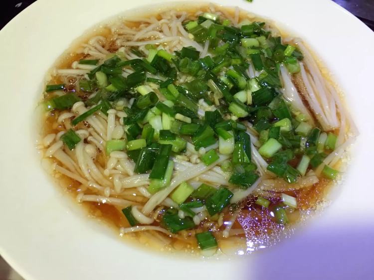 葱油金针菇步骤13