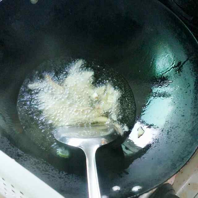 莴笋烧魔芋步骤7