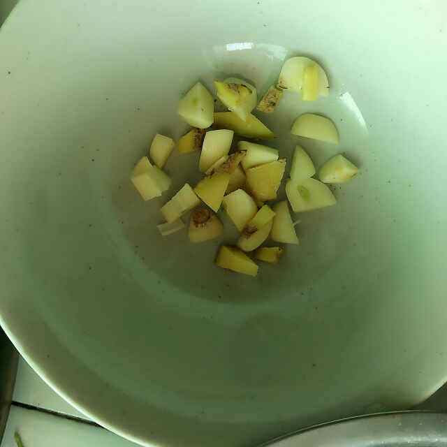 韭黄炒肉丝步骤4