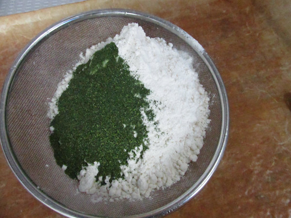 抹茶玫瑰花饼步骤1