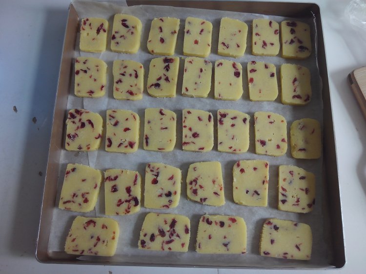 手工蔓越莓饼干步骤8