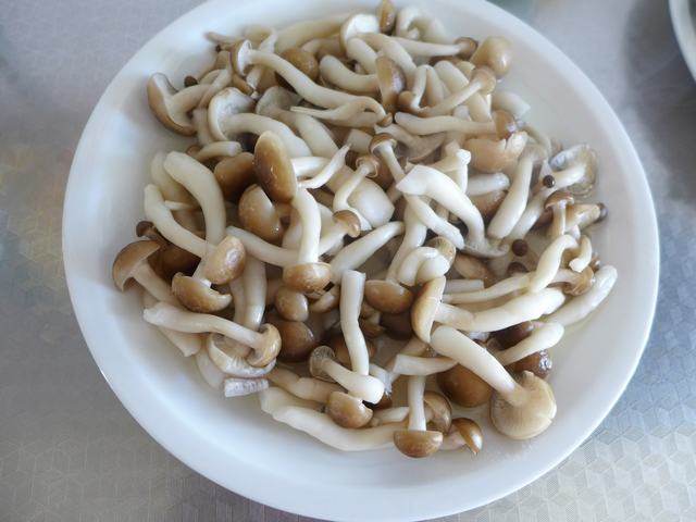 秋葵炒菌菇步骤4