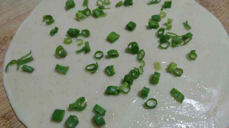 葱油手抓饼步骤12