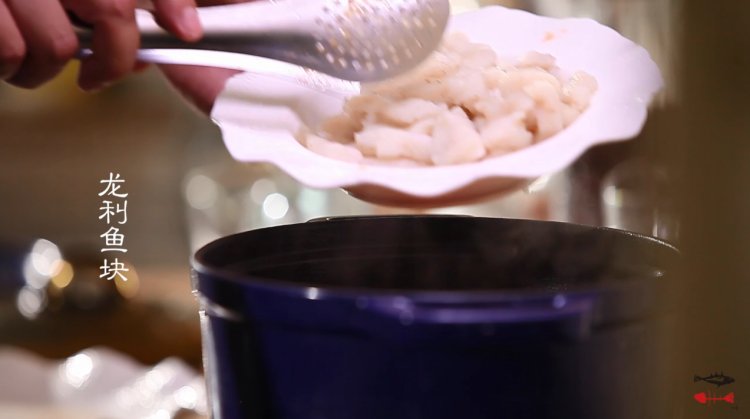 番茄龙利鱼汤步骤8